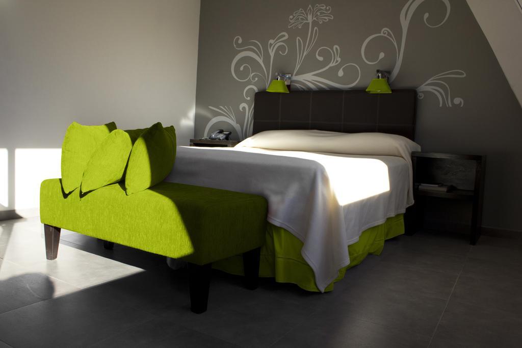 Hotel NEU 354 Neuquén Zimmer foto