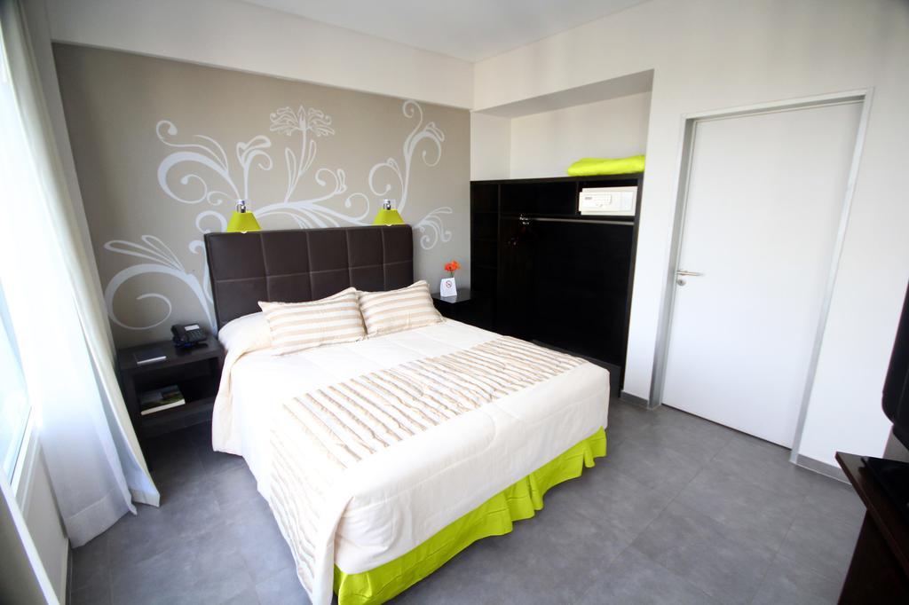 Hotel NEU 354 Neuquén Zimmer foto
